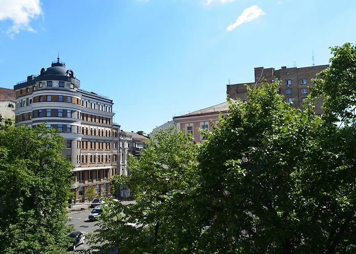 Hotel Cooperator Київ